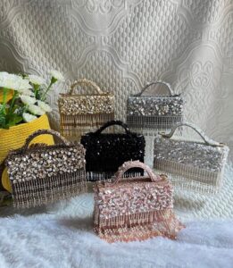 Traditional Handbag: The Perfect Blend of Style and Functionality